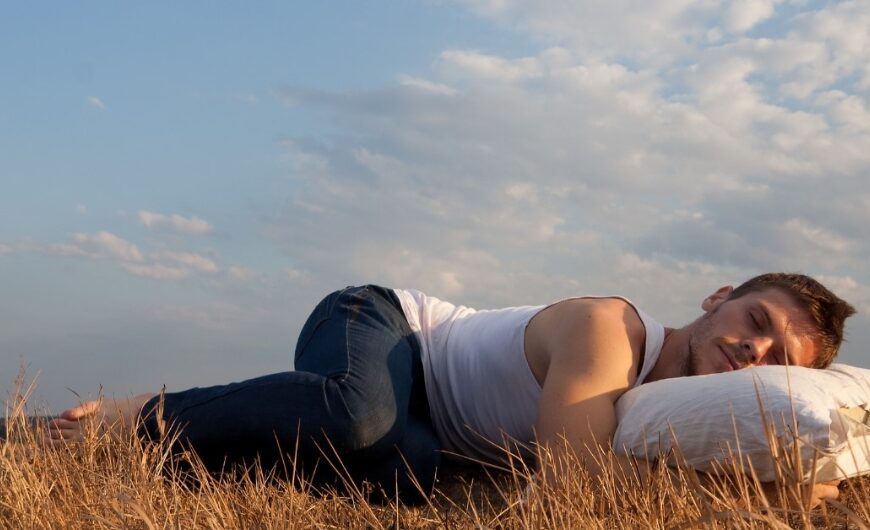 Why Does Ayurveda Say ‘No’ to Daytime Sleep